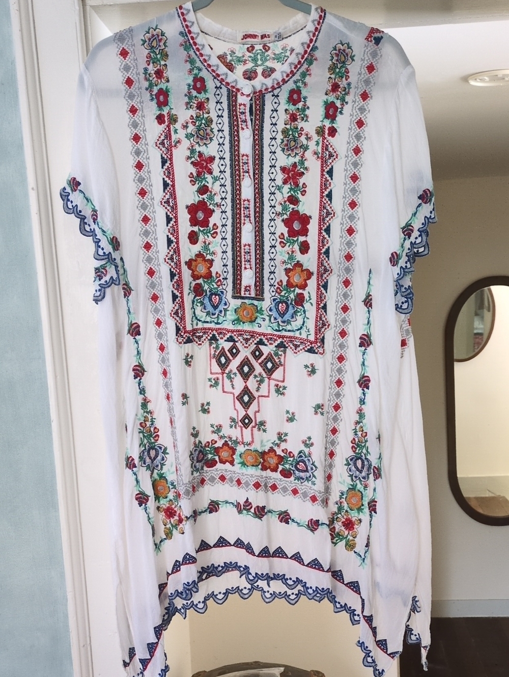 Beautiful Johnny Was Short Sleeve Tunic. XXL